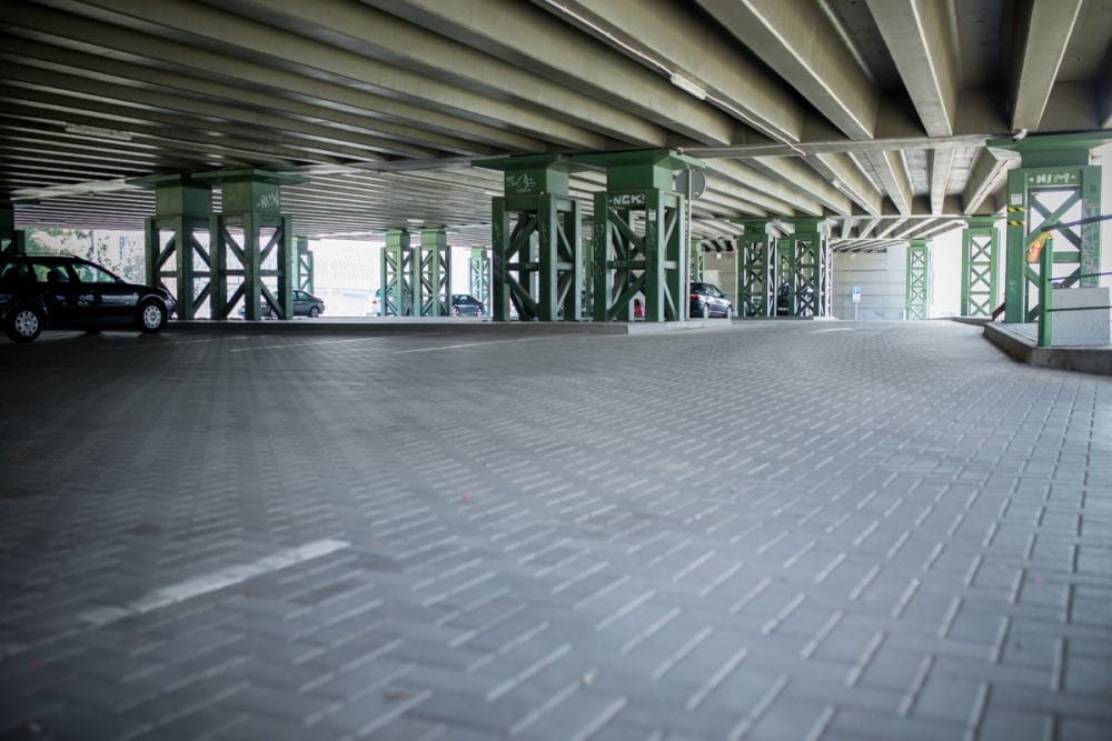 aikstele po ciurlionio tiltu